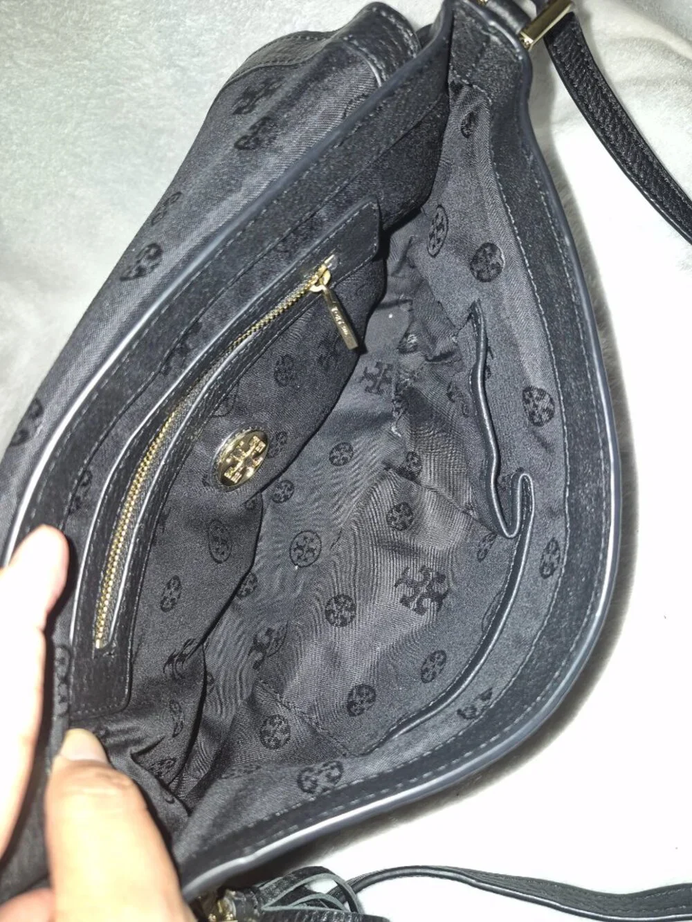 Tory burch crossbody bag  with tussle